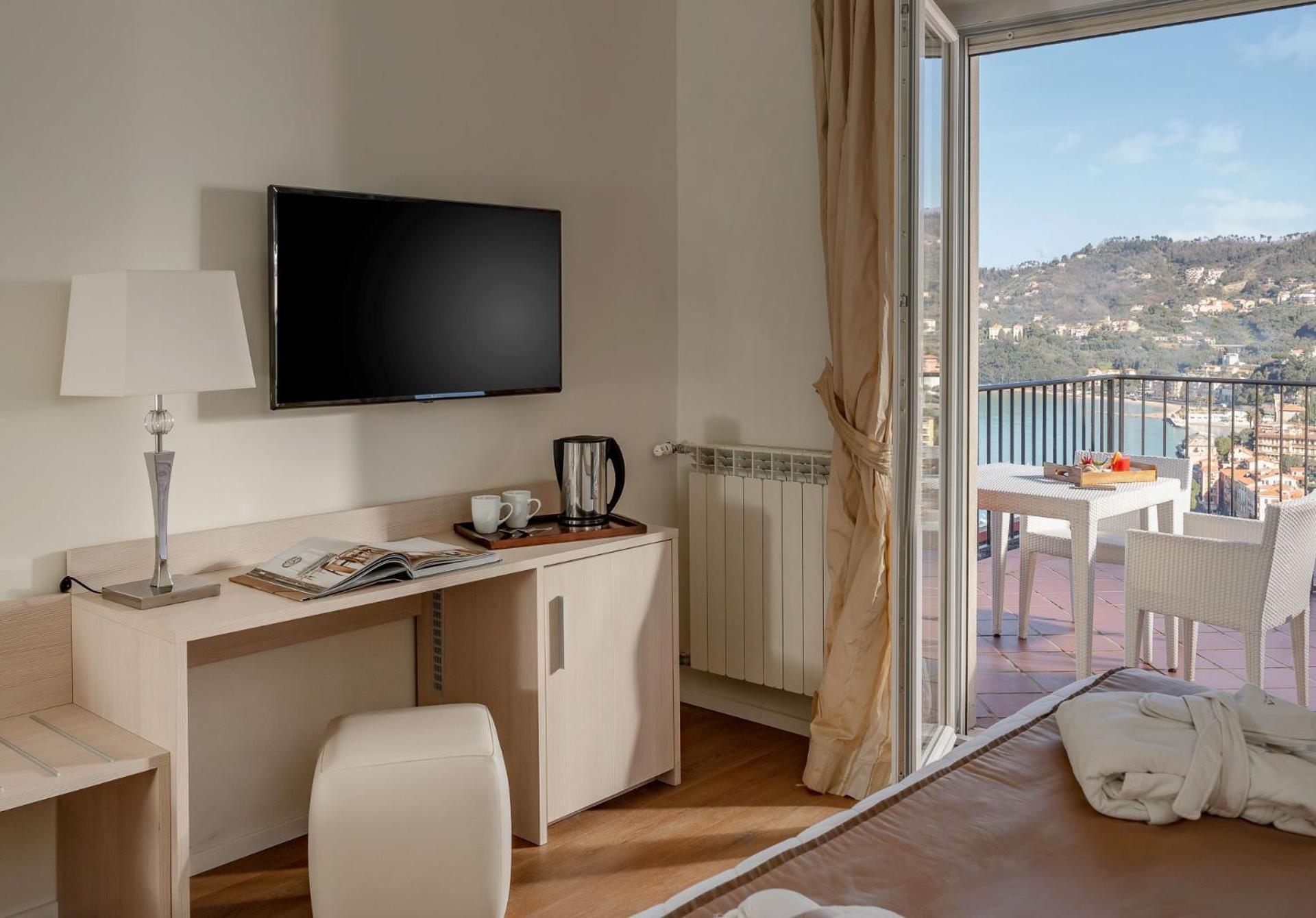Europa Grand Hotel Lerici Exterior photo